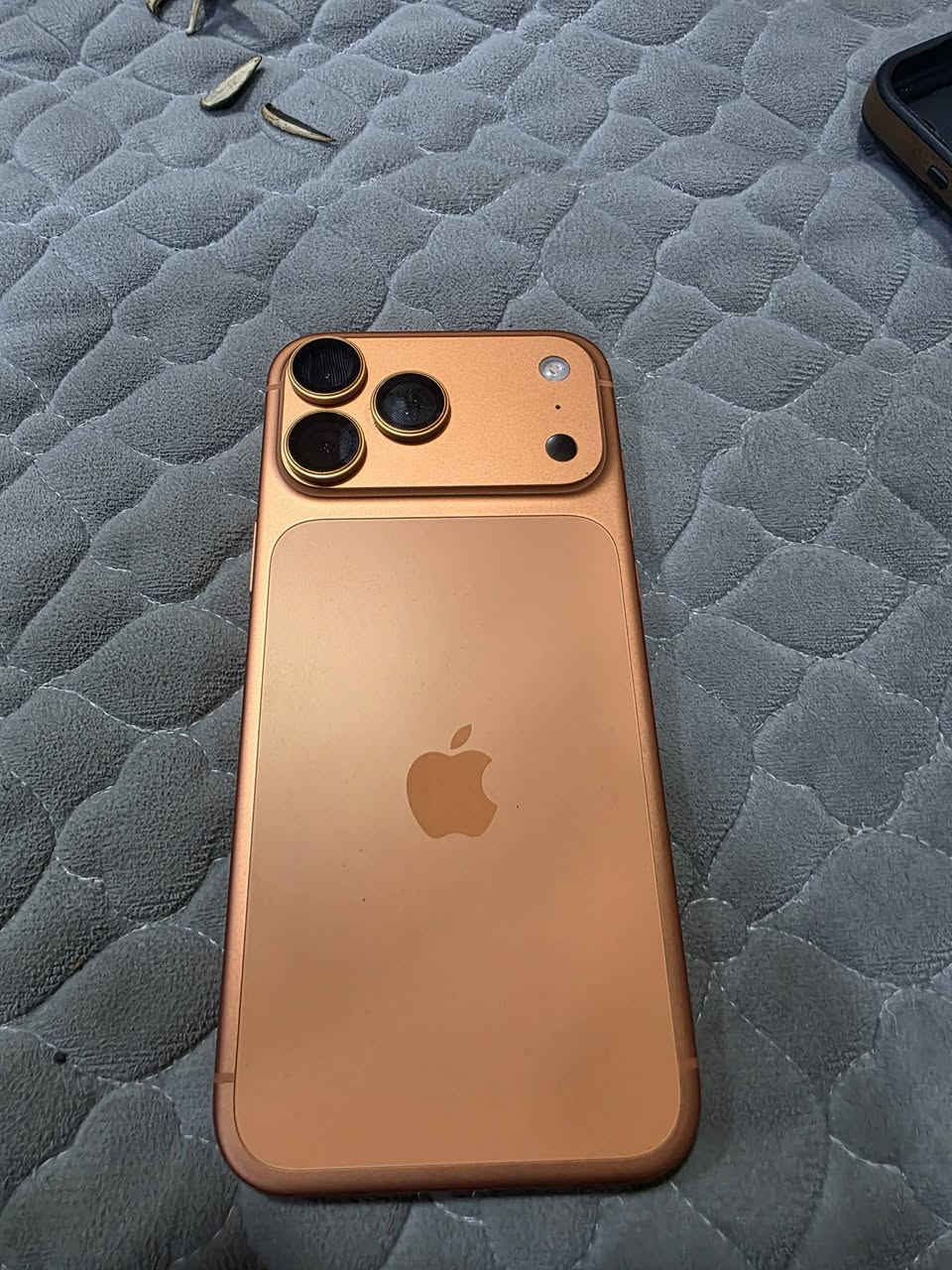 ايفون 17برو ماكس ذاكرة 256 بطارية 100%/مشحون 27مرة /دبل شريحة كامل *********** يتصل
