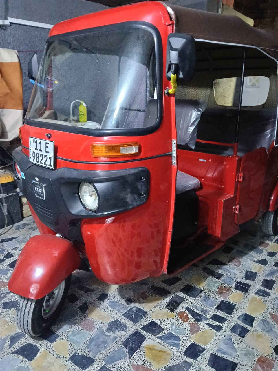 سلام عليكم تكتك للبيع 21 رقم بغدادمابيه لا ضربه لاصبغ.. بس دوس معمره مكينه مفتوحه..
مكفوله من تنقيص وتبخير 
جاهز من كلشي مكاني شعب 
سعر 8400
***********
