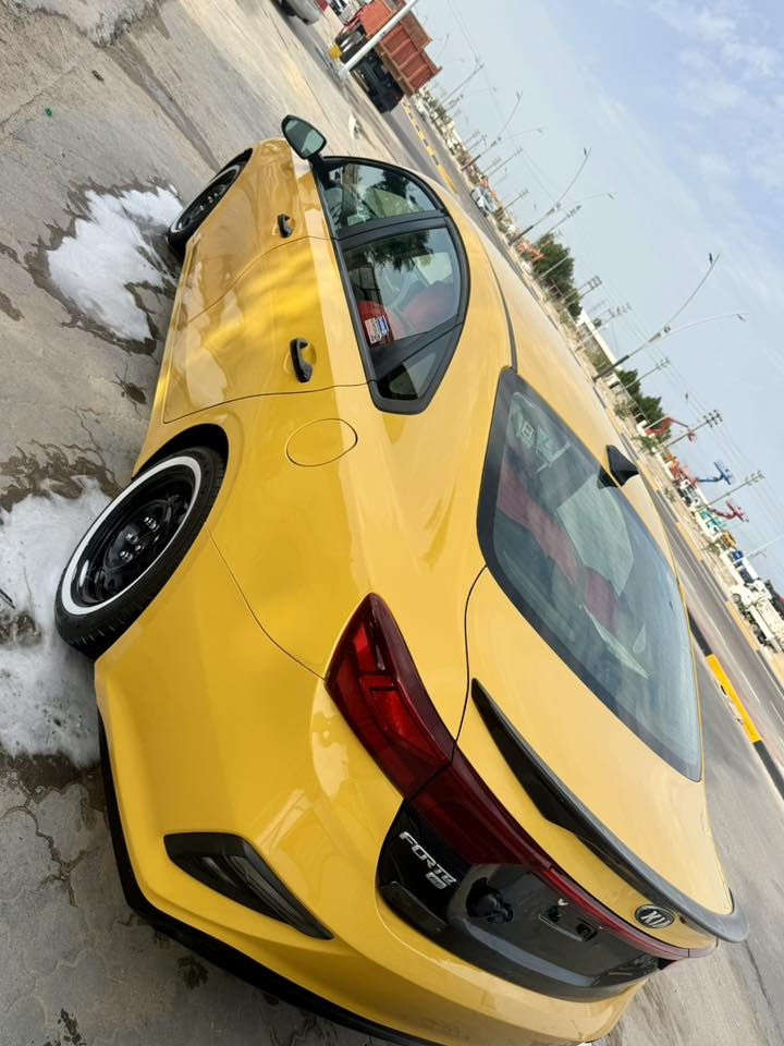 سعر127بيه مجال
سلام عليكم كيه فورتي مديل 2019وارد مريكي سياره كلين كفاله عامه حته دعاميات فقط صبغ بدون قطره معجون رقم بصره سنويه 2028مصفره هيه غرامات تحويل ثاني يوم  ماشيه80 حقيقي  سياره سبيره ما نازل يشهد الله مكينه 2000دوش مكينه وكير كفاله حداديه كارتون تبريد ثلج ❄️ موصفات سياره شاشه كامره خلفيه داوره حساسات خلفيه ماميه تحكمات ستيان شاشه لمس مثبت سرعه سياقه ذاتيه سياره فول موصفات عده فتحه (عنوان بصره ***********)سعر 127بيه مجال
