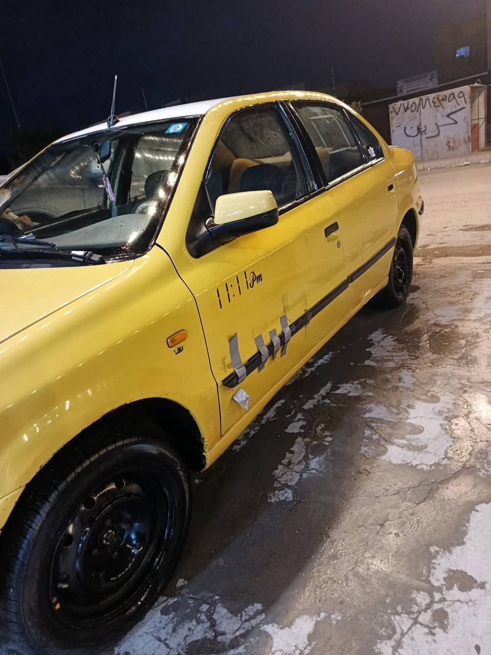 السلام عليكم سمند الموديل ٢٠١٢ بسمي هيه مصفره غرامه هم مصفره بيه تبخير ولواحض بصيطه لن ماتفرغله وتجي وتشوف بعينك حلوه السياره الاستفسار اتصل  *********** السعر ٣٥ وبيه مجال
