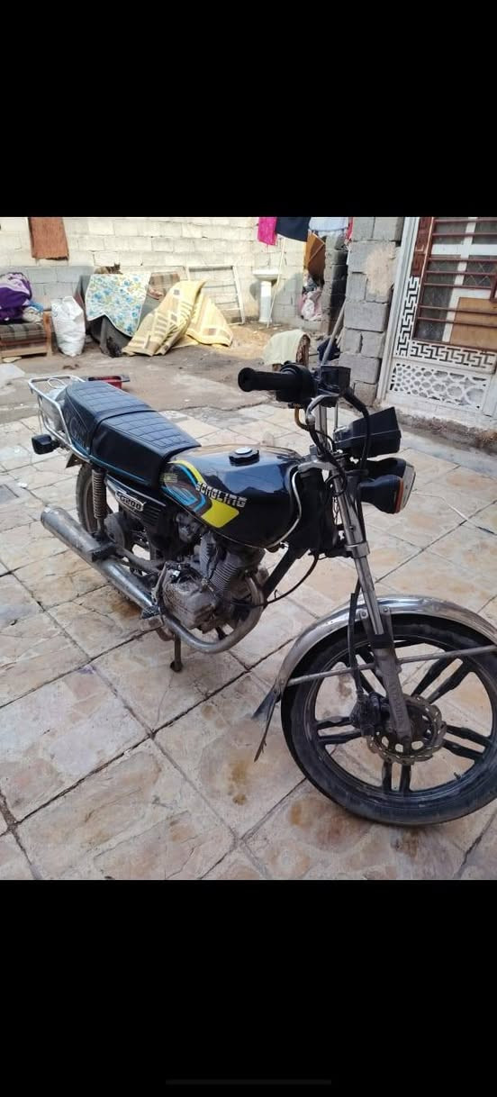 سلام عليكم 5كير كهربايات شغاله
لايت هورن اشاير مكينه بيها دخان تايرات زوج جوبلس  
المكان بغداد الامين ثانيه
موديل 21 
قفلها 250

***********
