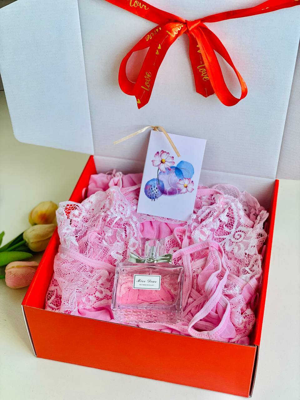 ♥️♥️عرض عيد الحب♥️♥️
عرض خاص للمتزوجين💖♥️ 
أناقة ونعومة وتفاصيل جذابه تبدأ من .. قميص نوم  يروي حكاية من الرقي والجمال🎀👌سيت نوم تركي موديل ولا بالاحلام😍😍😍 قماش تول ليكرا  درجة اولى💯جذاب جدا ومثير للدلع والاثارة🤤

‏ ♥️#مزلق و #موسع و #مخدر بنفس الوقت  جل مائي مزلق مرطب ومنعم وموسع للمناطق الحساسة يمنع الأحتكاك 🌹يريح العلاقة الزوجية 🌹يعمل على تطويل مدة المتعة

♥️ معطر SEXY HOT رومانسي رهيبة بعطور جذابة تمنح راحة واسترخاء ولهفة لا مثيل لها ♥️ ‌‎مستخلصات الفرمونات مضافه مع العديد من النكهات والروائح العطريه من الحمضيات والزهور تمتزج مع بعضها لتنتج لنا عطر فرموني يعجز المستخدم عن وصفه يزيد الاسترخاء ويقليل التوتر والقلق ويزيد الثقه في النفس ويمنح شعورا اكثر جاذبيه لمزيد من مشاعر الحب  واللهفة
♥️♥️♥️
 
🚘يوجد خدمة توصيل لجميع محافظات العراق 🚘


**إذا كنت صاحب هذا الإعلان وتريد حذفه لأي سبب، رجاءا أرسل رسالة إلى الدعم الفني**