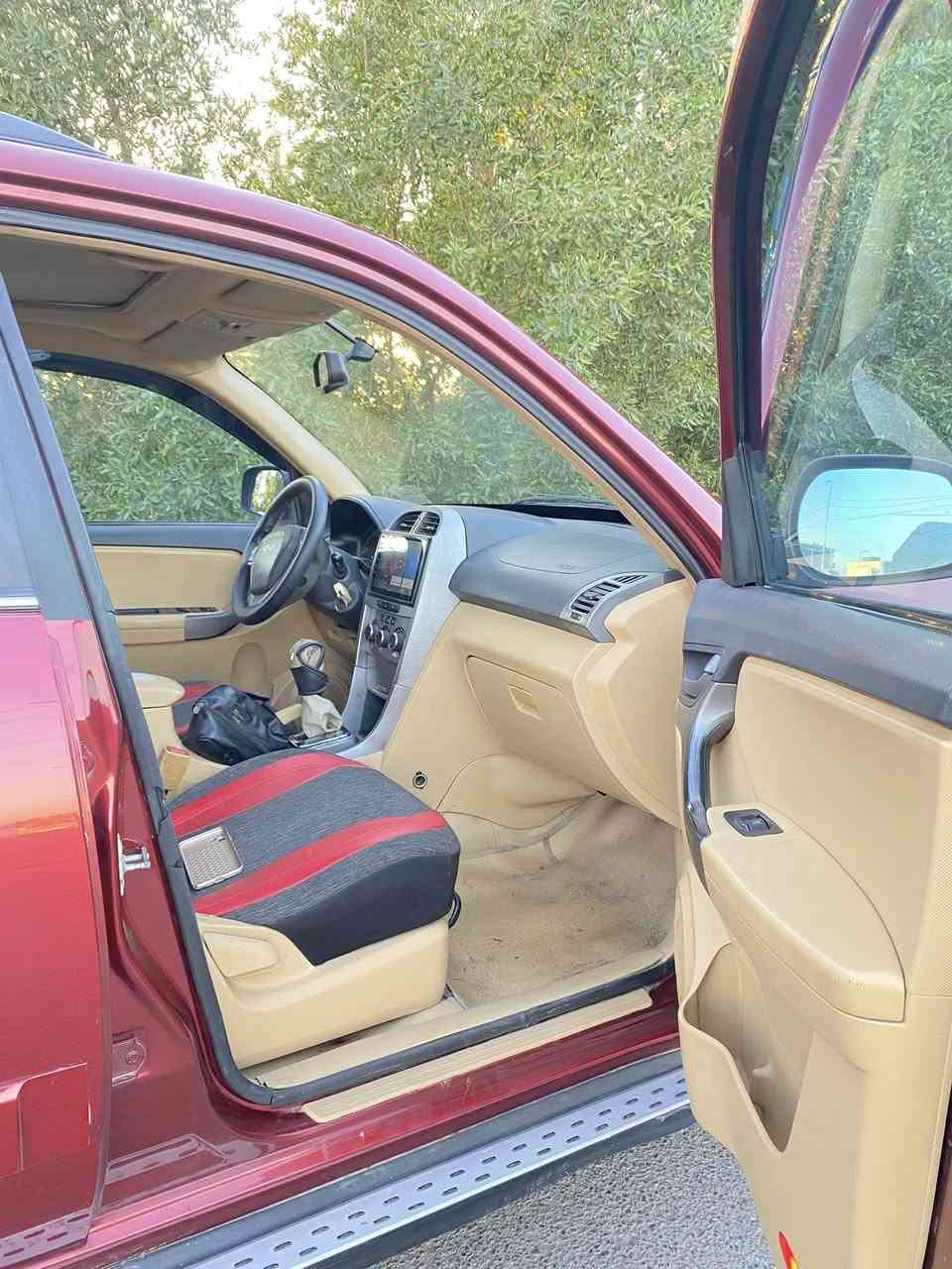 السلام عليكم للبيع شيري تيكو ٢٠١٤محرك ٢٠٠٠ كير ميكانيكي المرغوب
ماشيه ٨٧ الف حقيقي 
كير محرك صدر تدفئه تبريد خير من الله 
دواخلها وضع شركه 
رقم بغداد دولي سنويه ٢٠٣١ هزه جديده
مابيها دگه جاكوج عدا الطخه الواضحه بالصوره 
سعرها ٧٧ 
مكاني حي الجامعه او العلاوي 
***********:Asia
