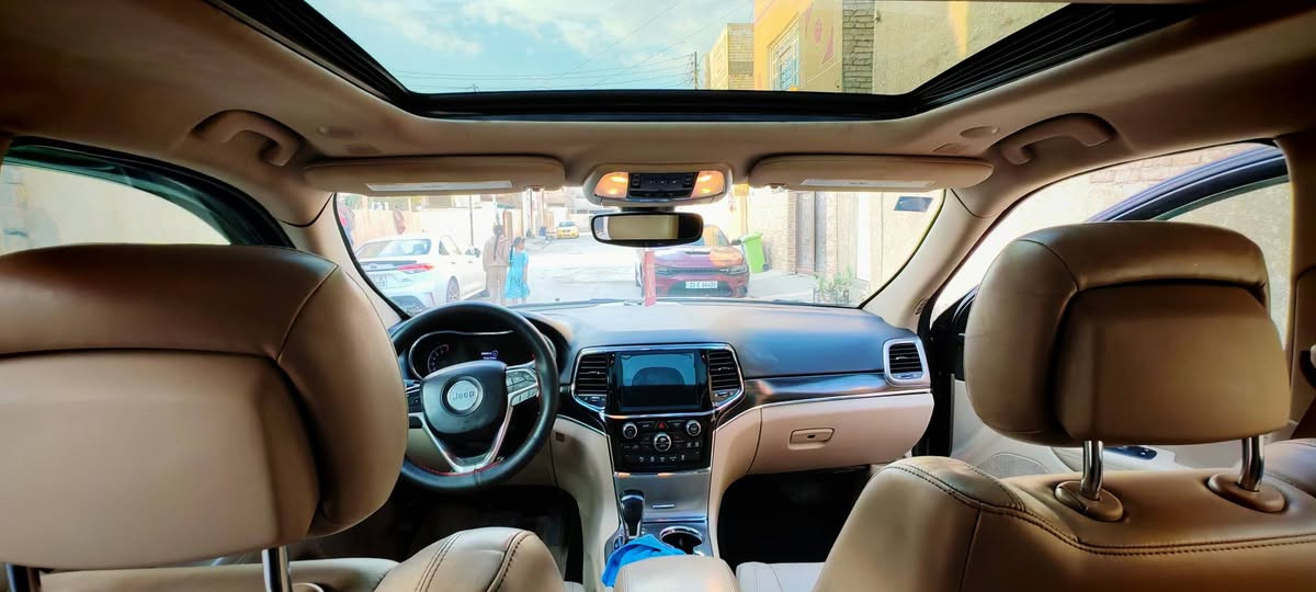 السلام عليكم. جيب لمتدد فول مواصفات 2020محرك 3600. 6 سلندر رقم بغداد 
حادث . جاملغ وبنيد تبديل كارت شاصي قبق جنطه بارد
المواصفات . بانوراما . جنطه كهرباء . الايت زنون . بصمه بوب وبصمه تشغيل داخل بيجي.كشن هيتر تبريد كشن خلفي هيتر . كشن متحرك هوايه مواصفات بيه السعر 215 بيه مجال الاتصال 
***********
