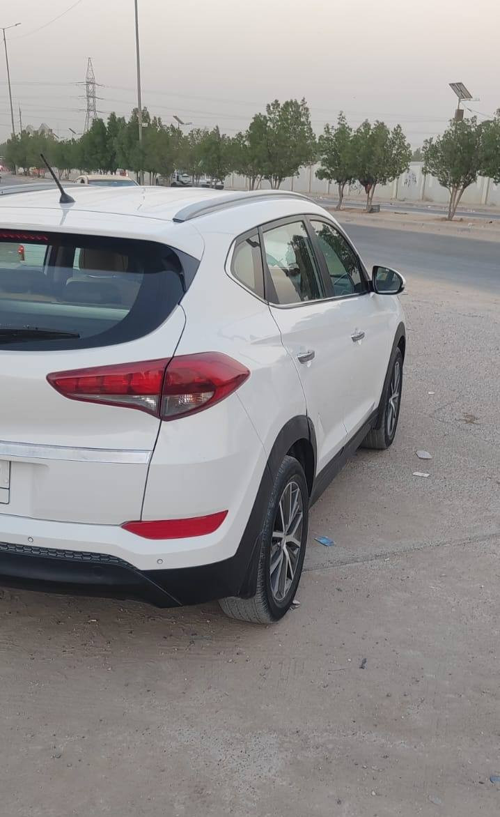 توكسان موديل 2018 ( خليجيه السيارة) 
مكفوله من الضربة والتبديل كفالة عامة 
السونار موجود اخر صوره 
مداور ثاني يوم مكاني نجف 

ال💎ــسعـر 🟥 :: رقم (1) تلـقـائـي 📮

رقم صاحب ســـيـارة :: ***********
