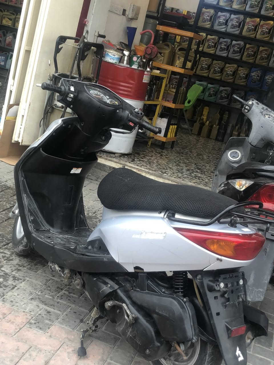 سلام عليكم دراجه اكزز لبيع دراجه حلوه مكينه 
كفرات شوفت عينك سعر 750 وبيها مجال مكاني بغداد الحريه رقم ***********
