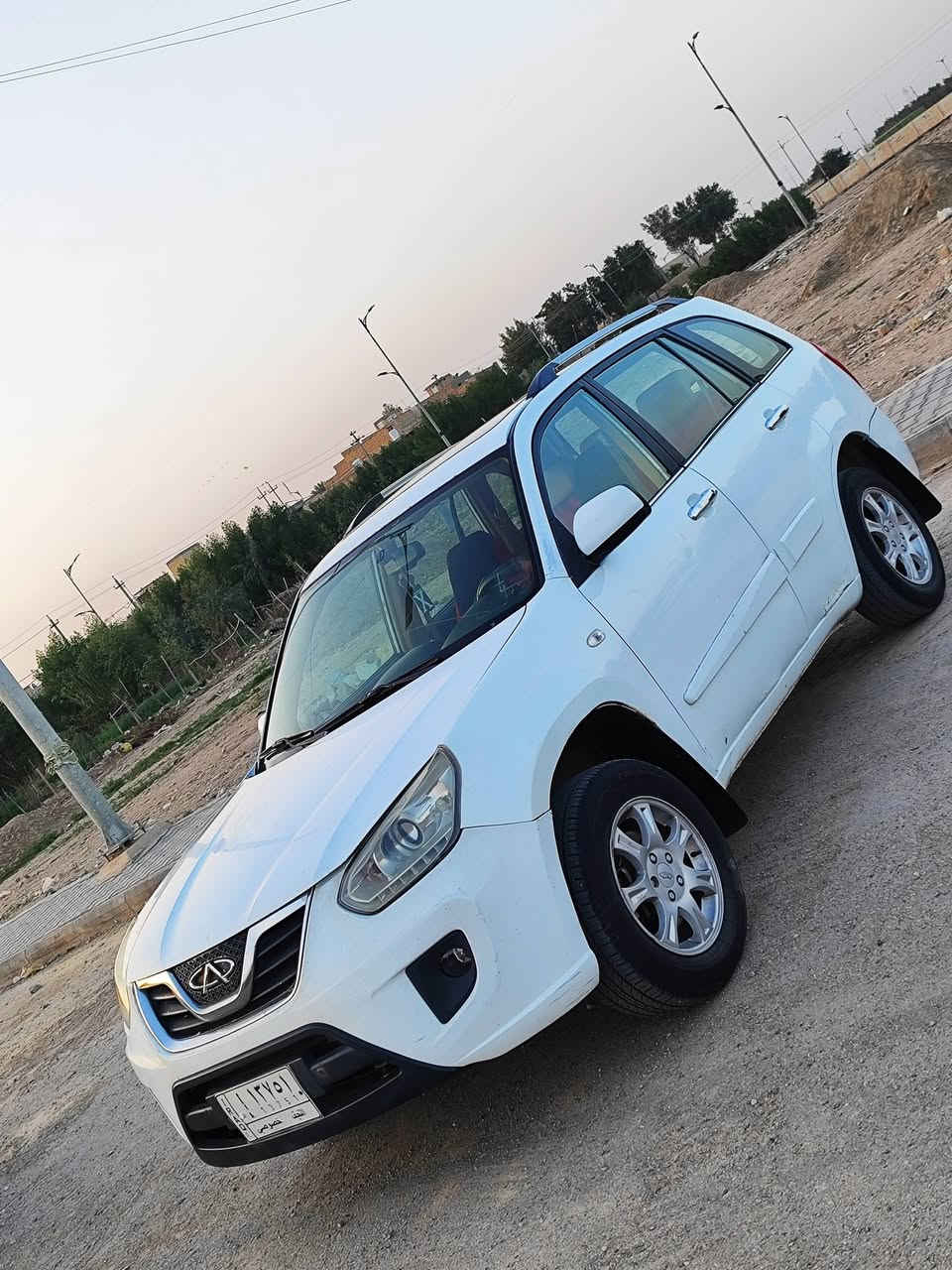 السلام عليكم 
تيكو 2013 مشروع وطني 
كفاله عامه لا صبغ ولا تبديل فقط تكحيلات لا اكثر ولا اقل فول مواصفات فتحه تدفه تبريد بل كشنات حداديه امامي خلفي جديده تخم تاير جديد باتري جديد كهربائات كله شغال تبريد تدفى خير من الله السياره السعر 53 وبيها مجال قليل وبلخير على الي يأخذها سياره حيل نضيفه وممتعوبه ماشيه 65 الف فقط واحلى من الصوره  مكاني واسط مركز مدينه *********** .
