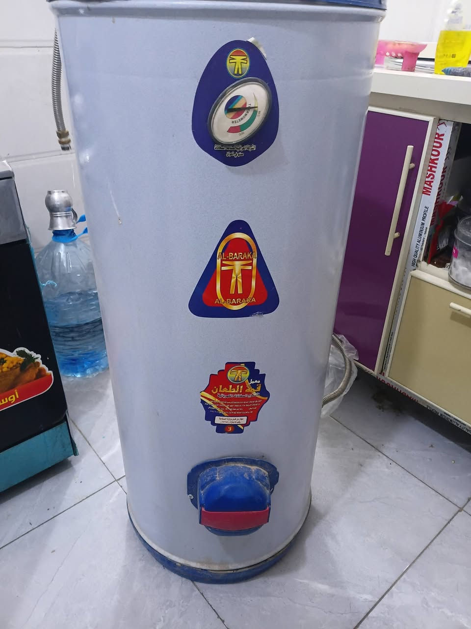 سخان البيع معه هيتر ١٢٠ لتر سعره ٧٠


**إذا كنت صاحب هذا الإعلان وتريد حذفه لأي سبب، رجاءا أرسل رسالة إلى الدعم الفني**