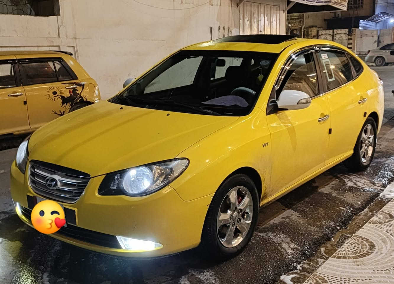 ال انتره موديل 9 بل ضرار
رقم بغداد ألماني 
كاربوان بيه راعيه الشرعي بل موصل
مكينه كير شرط 
سيارة حلو فتح سقف 
***********
