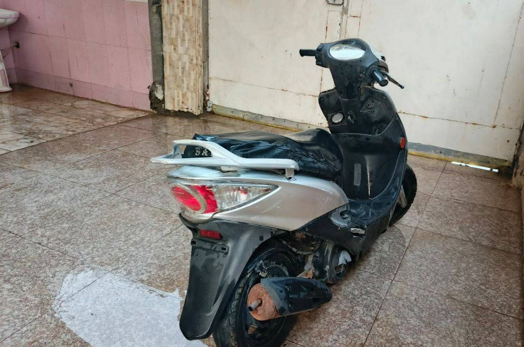 دراجه للبيع
السلام عليكم 
دراجه للبيع ،  بعدهي جديده و تشتغل 
 نوعها  G4 ياباني 
سعرها 300 الف و بيها مجال 
للاستفسار على الرقم *********** 
مكان ناصريه
