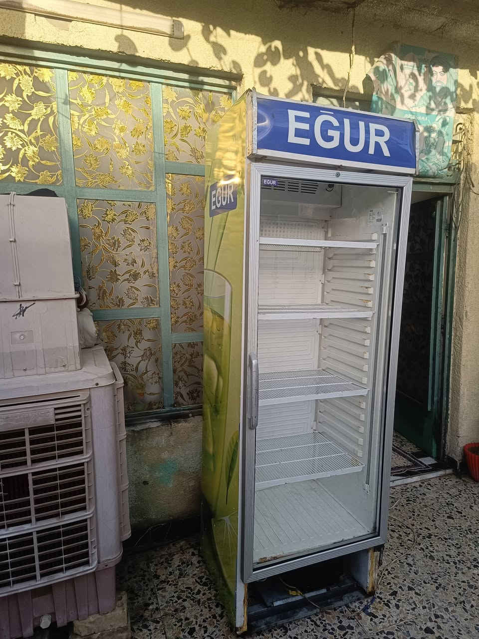 سلام عليكم مبردة وبراد للبيع المبردة ب200وبيهة مجال ولبراد ب225وبي مجال بكاني بغداد فلكة حي النصر ***********
