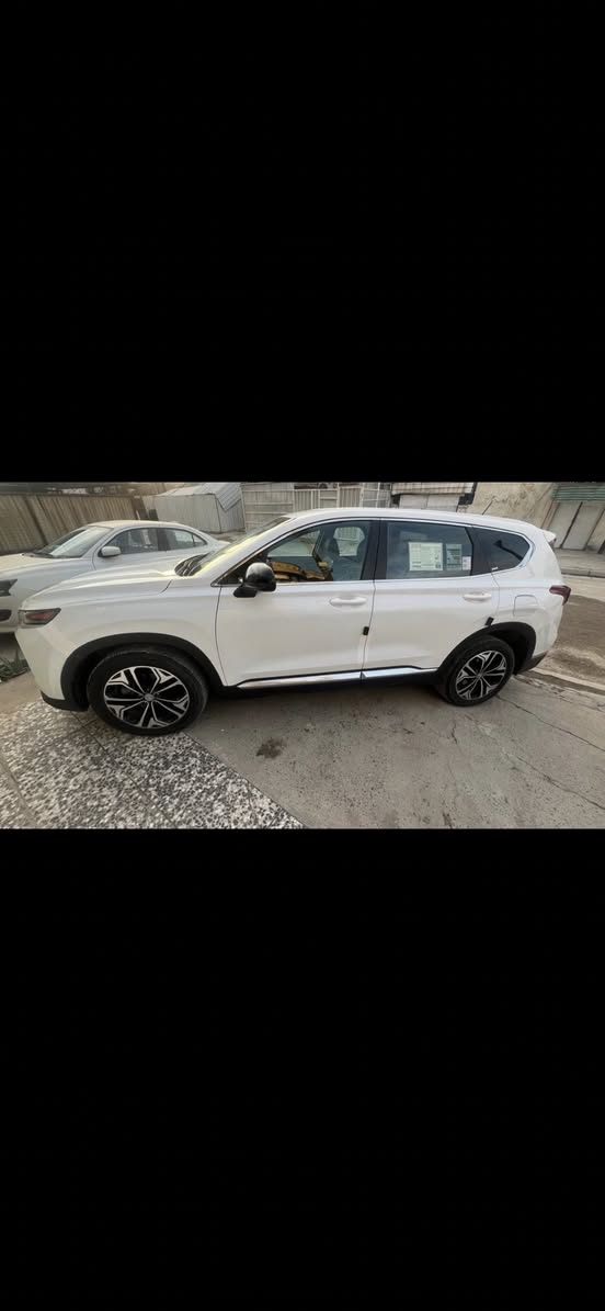 للبيع او مرارس / سنتافيا 2019 امريكي محرك 4 سلندر نص مواصفات بيها  رادار امامي وخلفي وجانبي وتوقف ذاتي واطفاء محرك بالازدحام ومانع تزحلق وقياده ذاتيه وحساسات وشاشه ودبل كامره لايت زنون وبعد بيها مواصفات سياره مكفوله برغي مامفتوح بيها وحادثها فقط دعاميات وصبغ كصه البنيد مكفوله شواصي ولغود وتكم كلها ليبل واحد وسنويه وهزه وارقام جديده وحاظر لتحويل عنوان بغداد السعر / 168 وبيها مجال لشراي الجاد / ***********
