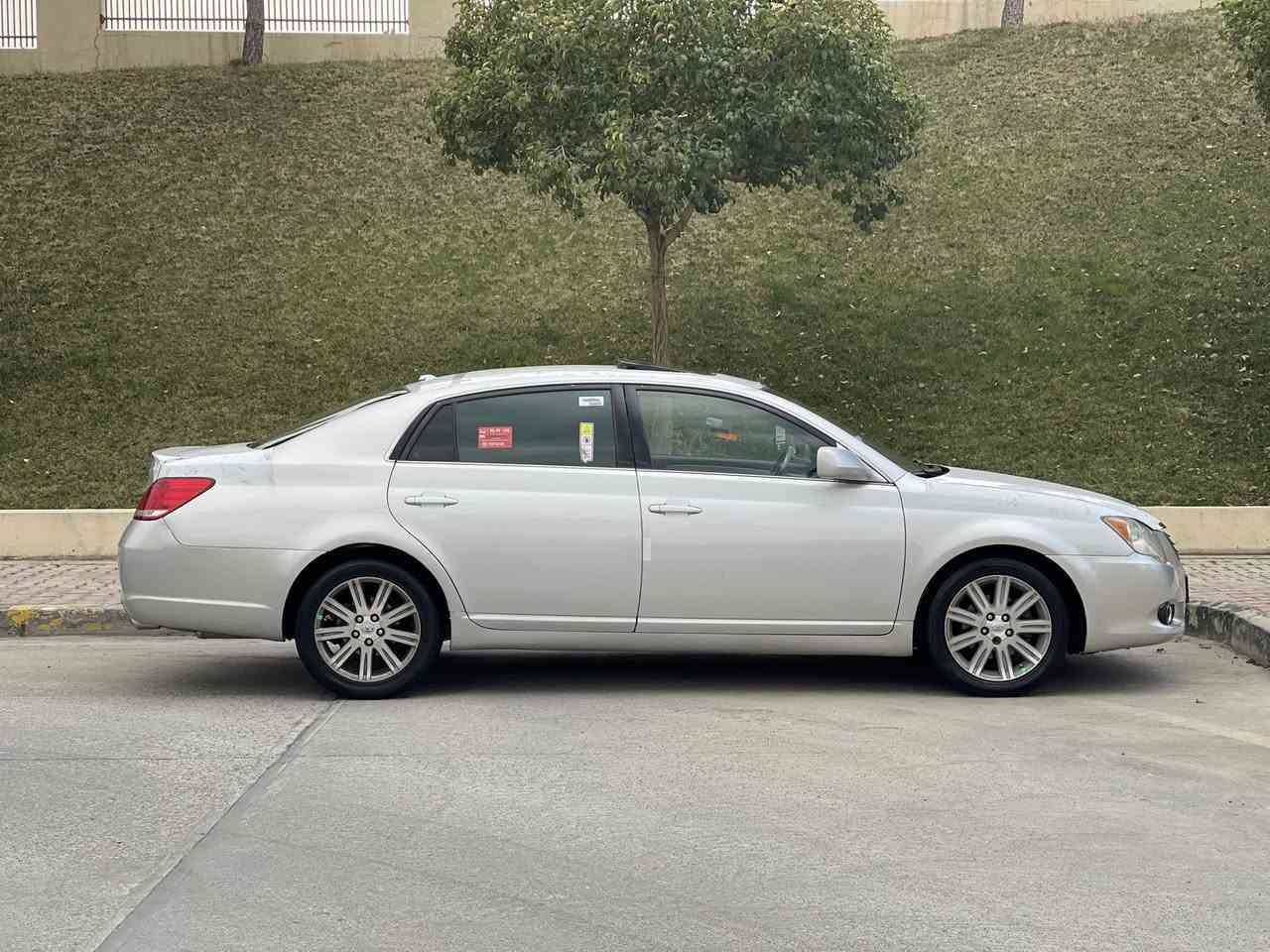 Avalon  Touring
سعری ١٠٨ گەڵا 

مۆدیلی  ٢٠٠٦ 

مواسەفات
 
سڵاید
کوشن جلد 
کوشن هیتەر
کوشن کارەبا 
تەبرید مەرکەزی 
تەحدید سورعە 
سوکان ڤۆلیۆم 
شاشە ئایپاد
کامێرا
 ٣پارچەو پەڵەیەک بۆیاخی هەیە 

گێڕوو مەکینەی بەشەرت

سەنەوی هەتا ٢٠٢٨ تازەیە
  
سەیارەکە لە سلێمانیە
 
ژمارەی موبایل ***********
