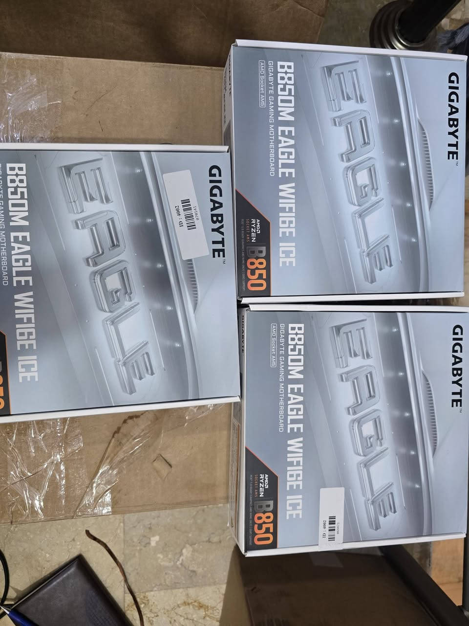 مرحبا وصلتني بضاعة جديدة
كل الاسعار مابيها مجال نهائياً 
V-color 32gb cl32 6400 سعرة 515 الف
V-color 32gb cl28 6000 سعرة 550 الف
Corsair 32gb cl40 5600  سعرة 525 الف
Corsair 32gb cl36 6000 سعرة 500 الف
Corsair 64gb cl40 6000 سعرة 825  الف
X870E tuf  سعرة 425 الف 
X870-A rog  سعرة 450 الف
X870 awy  سعرة 400 الف
X870E-E rog  سعرة 600 الف
X870 Tomahawk  سعرة 380 الف 
R7 9850x3d سعرة 680 الف
R7 7700x  سعرة 335 الف
R9 9950x  سعرة 625 الف
I7 14700f  سعرة 400 الف
I9 14900kf سعرة 525 الف
B850m eagle سعرة 235 الف
مبرد le720 wh  سعرة 85 الف 
فانات prsim 4 pro   رفيرس او فورود سعر قطعة 7 الاف موجود ابيض و اسود 
كيس فارغ 70 الف 
هب argb سعرة 6 الاف 
Mx-4  سعرة 10 الاف 
Mx-6 سعرة 15 الف


**إذا كنت صاحب هذا الإعلان وتريد حذفه لأي سبب، رجاءا أرسل رسالة إلى الدعم الفني**