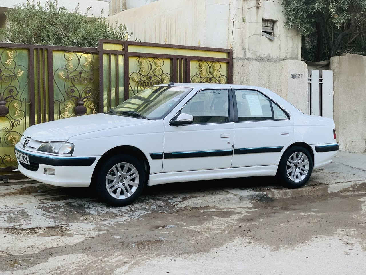 السلام وعليكم بيجو بارص موديل ٢٤ مكفولة كفالة عامة بيهة منضومة غاز ومدوشمة عام ب اسمي تحويل ثاني يوم سبير منازل مكاني بغداد الكرخ***********
