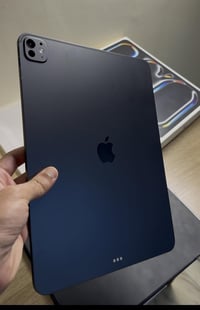 ايباد 11 برو • ٢٥٦ • بطارية ١٠٠٪
