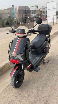 سكنس شحن موديل ٢٠٢٦ مستخدمة شهر فقط بعدهة جديدة بطاريات كبار مسطرة ٣٨ا...