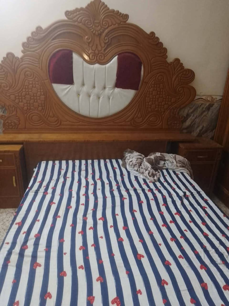 غرفه نوم خمس ابواب نظيفه جدن السعر 850 مكاني واسط قضاء الاحرار


**إذا كنت صاحب هذا الإعلان وتريد حذفه لأي سبب، رجاءا أرسل رسالة إلى الدعم الفني**