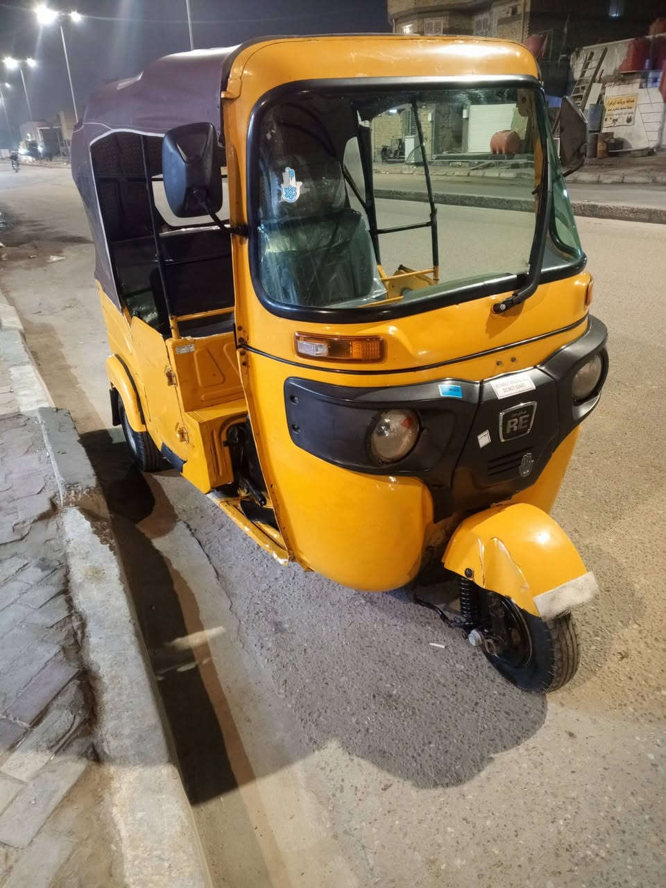 السلام عليكم تكتك موديل 21 رقم  أو سنويه اسعره 6500 بيه مجال  بيع بس صوليات تجي تفحص وتخذه تحويل ثاني يوم شراي يتصل ***********
