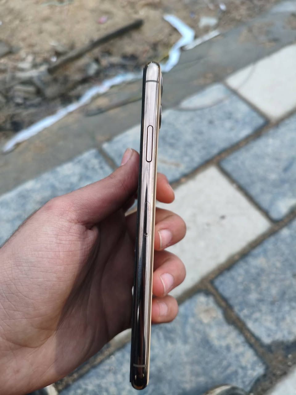 السلام عليكم
للبيع 11pro max
مستبدل شاشة 3خيارات وبطارية100
فيس ايدي شغال
زر رفع الصوت ونزولة علاطن
وياه كارتونتة الاصلية و6كفرات 
السعر300
مكاني الدورة 
***********
