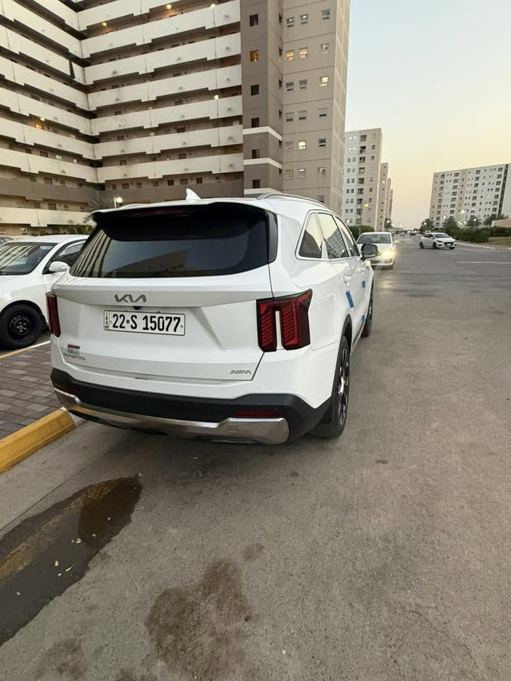 سلام عليكم سورنتو 2025 
بنوراما كشنات جلد تدفه تبريد 
ماشيه 28  الف 
***********
