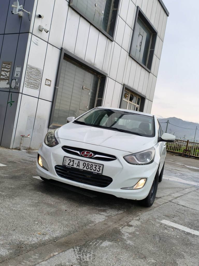 سلام علیک 
هۆندا ئەکسێنت 2011 .
 سەنەوی تازەیە تا دوا 2030 بەناوی خۆمەوە یە .
 چوار تایەی تازەی لەژێرە .
ئیکۆیە Eco .

لایت زینۆ .
شاشە ئایپاد .
تەبرید سارد و گەرم . 
گێڕو مەکینە و توندوتۆڵی بەشرتە .
دوو چەمەلاغی بۆیاغە و سەقفی پەمپە .
سەوداش دەکەین بەسەیارەک بە دڵمان بێت .
نرخی 85 کەمێک مەجال.
ژمارە: ‏‪0750 387 8215‬‏ رانية, السليمانية
