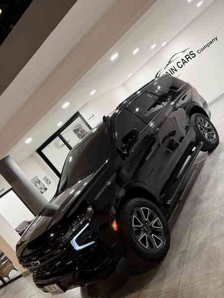 تاهو 2023 Z71 امريكي
مواصفات 
شاشة جبير
عدادات ديجيتال
كشنات جلد
كشنات هيتر
داخل vip منفصل
4x4 دبل
قاصة
صندوق كهربائي 
صندوق جلاق 
فول فول عدة البنوراما

الضرر جاملغ خلفي صبغ فقط و صندوق تبديل شريكة نفس اللون بدون ارباك بدون داخل 
السيارة جاهزة من كلشي بس تشغل و تطلع 
سعر 440 ورقة و مجال
للاستفسار اكثر *********** 
متواجد واتساب فقط
