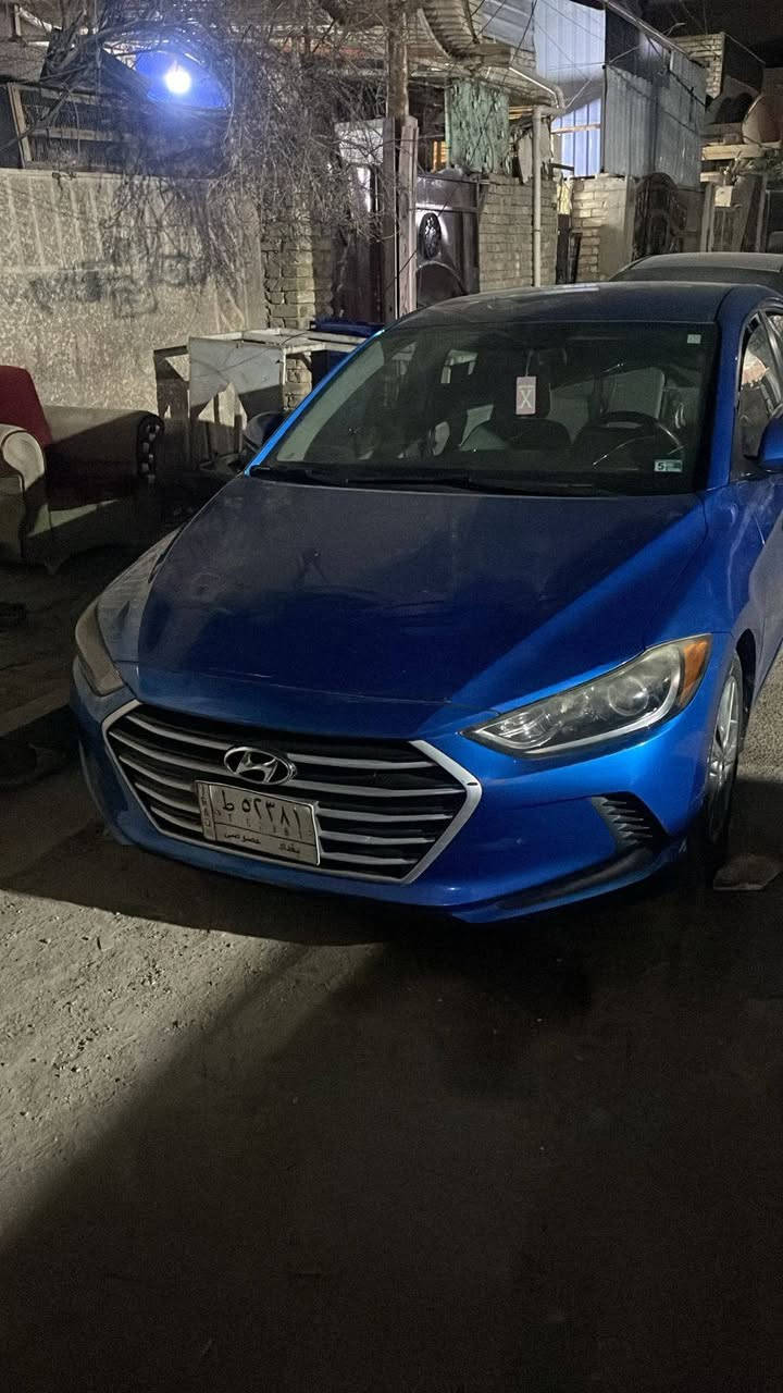 السلام عليكم النتره امريكيه رقم بغداد 
موديل ٢٠١٨ مكينه ٢٠٠٠دوش كير ايتي
السياره مال بيت جديده وحلوه واحله 
من صور صور حادثهه مال امريكيا وياهن 
بل صور كير مكينه مكفولات تخم تايرات 
تبريد تدفى كل كهربائيات شغالات صدر 
امامي خلفي شادهن جدت ...
السعر ١١٧ورقه وبيهه مجال بصيط حك جيتك
مكان السياره بغداد الشعب شارع صحه 
***********
