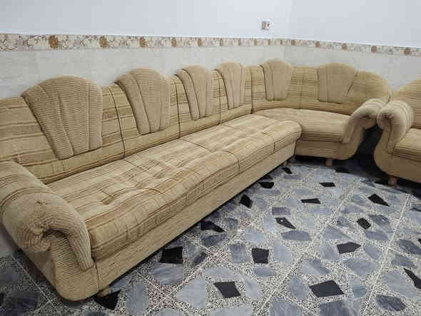 سلام عليكم عندي طخم للبيع ✨طخم عراقي ثقيل
درجه اوله1️⃣ 13 متر 🎁 زاويتين 2️⃣مكاني موصل ايسر حي القوسيات *********** سعر خيالي💵300الف فقط
