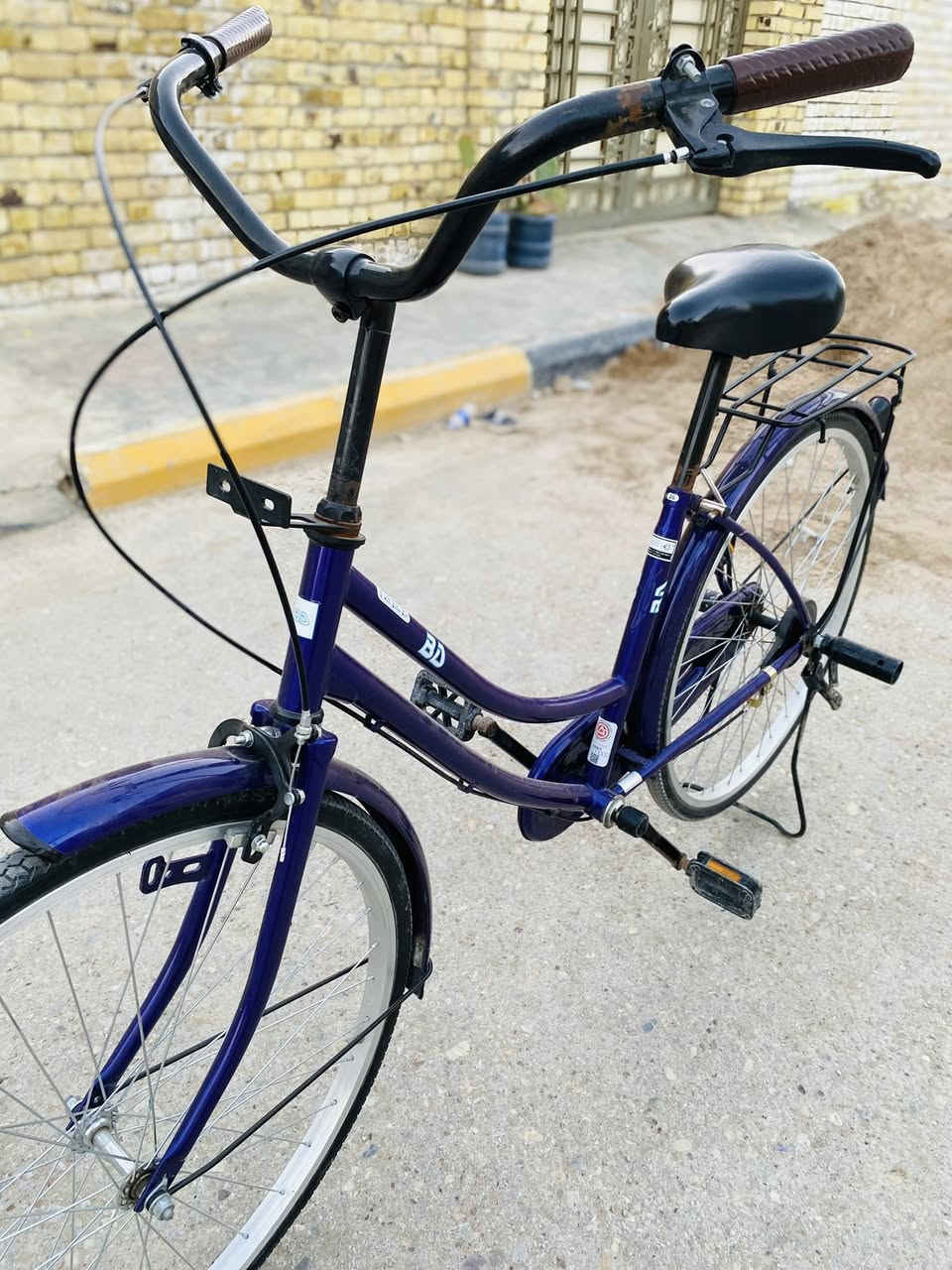 سلام عليكم بايسكل بناتي للبيع حجم 26 بايسكل شخط مابي جديد كلش ربع متصرف عليه شركه BD سعره خاص مستعجل عله بيعته مكان نعمانيه


**إذا كنت صاحب هذا الإعلان وتريد حذفه لأي سبب، رجاءا أرسل رسالة إلى الدعم الفني**