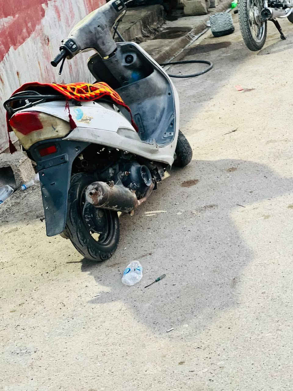 سلام عليكم
ماكس منغولي  الدراجه يدادلها ولفات فقط دراجة كامله السعر 250 بيها مجال قليل 🐾


**إذا كنت صاحب هذا الإعلان وتريد حذفه لأي سبب، رجاءا أرسل رسالة إلى الدعم الفني**