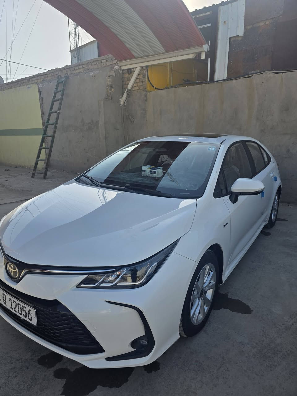 كورلا ٢٠٢٥ ماشيه ١٠ الف
فتحه رادارت كشنات جلد اوتو هولود 
هواي موصفات بعد بيه معروفه 
سياره كلش نضيف كفاله عامه دوشمه ارضيه جلد - جنطه جلد 
سعر 160  
***********
