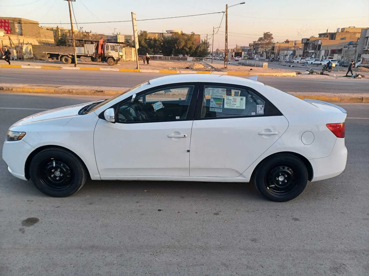 السلام عليكم كيه فورتي ٢٠١٠واردامريكي حادثه  خشم جاملغ  لمامي وخشم البنيد فقط  بدن دواخل شاصي الغد مكفول اليبل واحد  نفسه معمرات محرك ٢٠٠ دوش كير حداده صدر تخم تاير تبريد  تتفه  جاهزه اي نقص مابيهه  نفس مابصور رقم  جديد نكليزي  سنويه جديده مشروع وطني  تحويل ثاني يوم ماشي ١٥٤  المكان بغداد المدينه الصدر سعر ١٠٠ وشراي ينتصل***********
