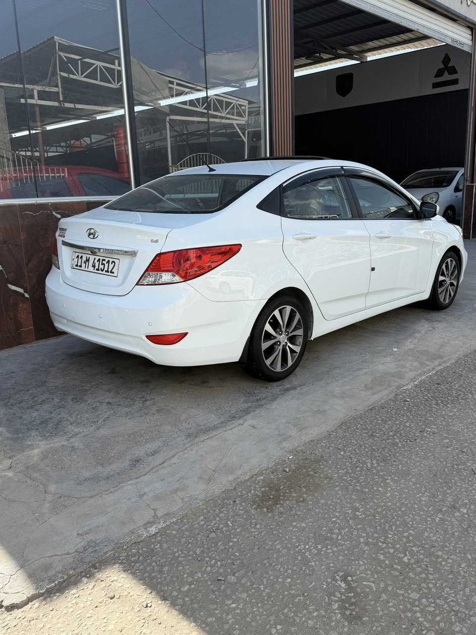 السلام عليكم للبيع اكسنت موديل ٢٠١٥ مكفوله من الصبغ والتبديل رقم بغداد انكليزي ماشيه ٩٣ جاهزه من كلشي مابيه اي نقص مكانه بابل المركز للاتصال ***********
