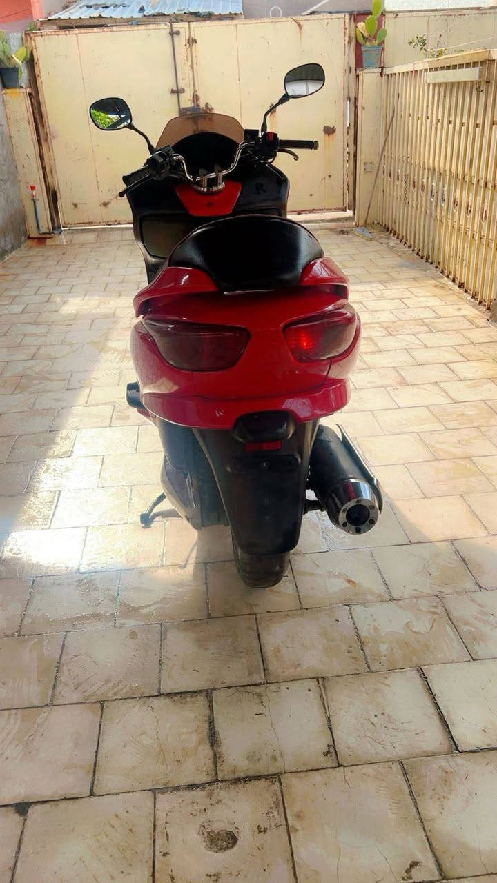 سلام عليكم شباب فورزه 0/8دراجه جاهزه وجديده رايده 1,200وبيه مجال للطيبين العنوان بغداد الشعب رقم الهاتف بس واتساب ***********
