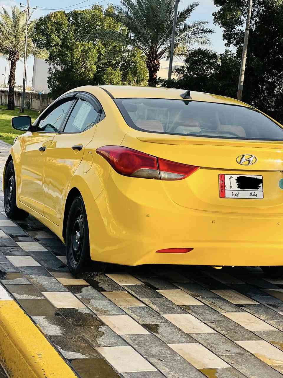 السلام عليكم النترا موديل 2012 مشروع وطني بغداد تحويل ثاني يوم مصفره هئية وغرامة مكينه 1800 دوش 
بيهة البنيد سرقه وقبق الجنطه السيارة جاهزة كبل للشارع وبدون دواخل مدوشمة تخم تاير صدر جديد داخل عسلي السعر 88 وبيه مجال بسيط عنواني بغداد
***********
وبي وتساب
