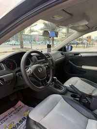 جيتا 2018 رقم بغداد سياره حادثه فقط بنيد بدون دواخل سياره جديده وبلعرا...