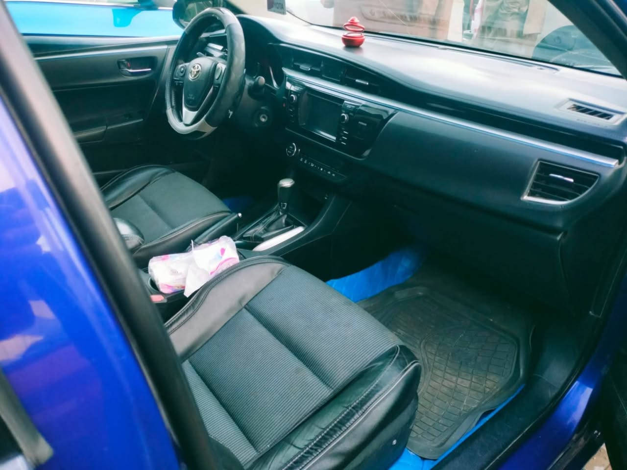 كورلا موديل 15 وارد امريكا جاملغ وبنيت رقم اربيل بسمي محرك وكير وصدر على شركه سعر 117 مجال ***********
