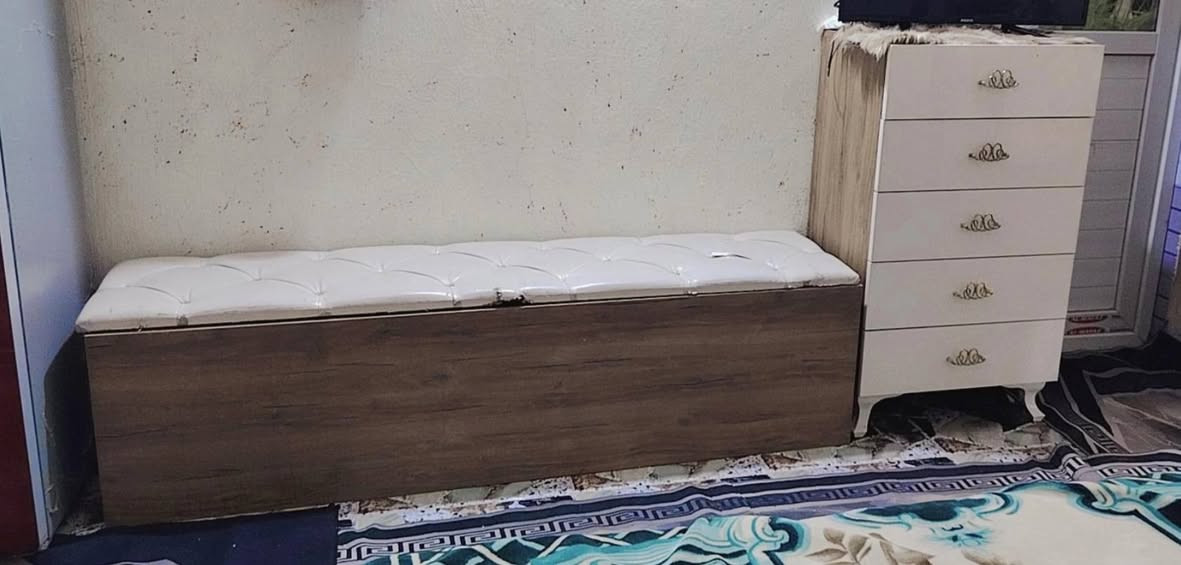 غرف نوم تركية ضخمه بكافة تفاصيله تتكون من 9 قطع نظافته90 ٪ سعر ب600 بيه مجال لشراي


**إذا كنت صاحب هذا الإعلان وتريد حذفه لأي سبب، رجاءا أرسل رسالة إلى الدعم الفني**