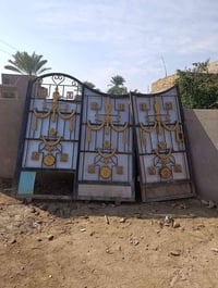 باب حوش • للبيع