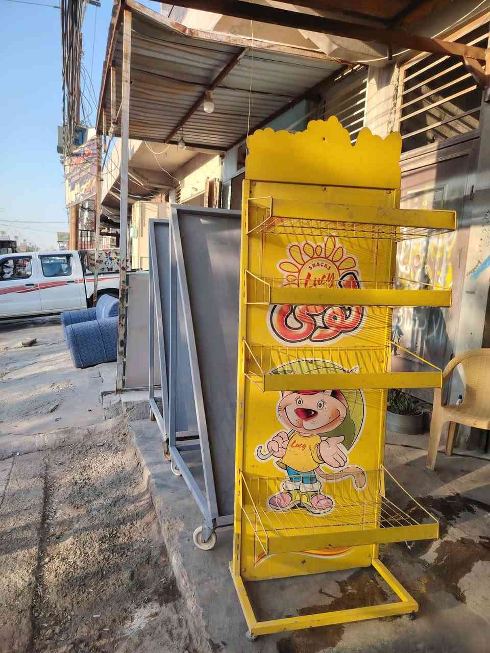 عارضات بقالية للبيع ابيع شلع 150 وبيها مجال شوي ..  الشراي يتصل عالرقم ***********
