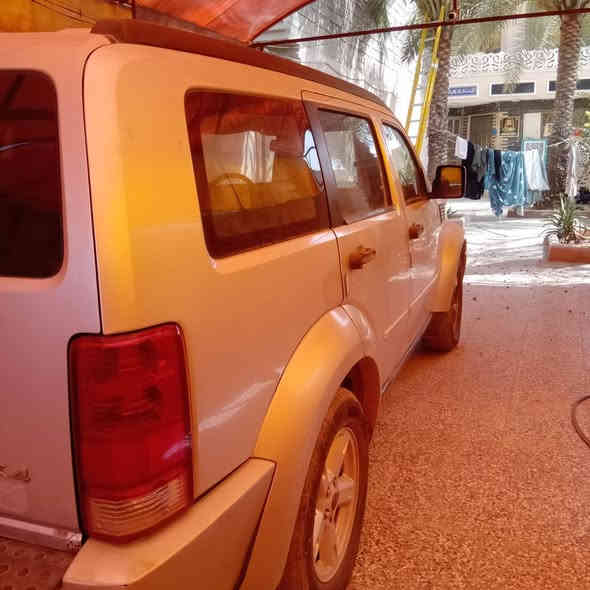 السلام عليكم دوج نترو 2008جاهزه رقم بغداد السعر 70وييه مجال *********** مراوس عادي
