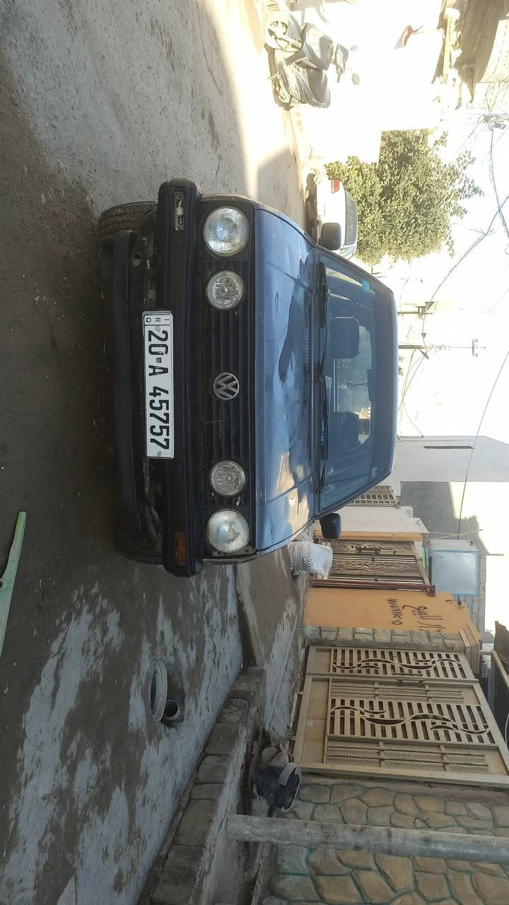 السلام عليكم كولف عظم 1991 محرك 1800 السيارة محرك وكير حاوية كفالة رقم دولي كهربائيات كاملة صدر كامل جديد و تخم دبلات ونضافه كدامك  ***********
ديالى بعقوبة  السعر 25 وبيها مجال ما متواجد عنت
