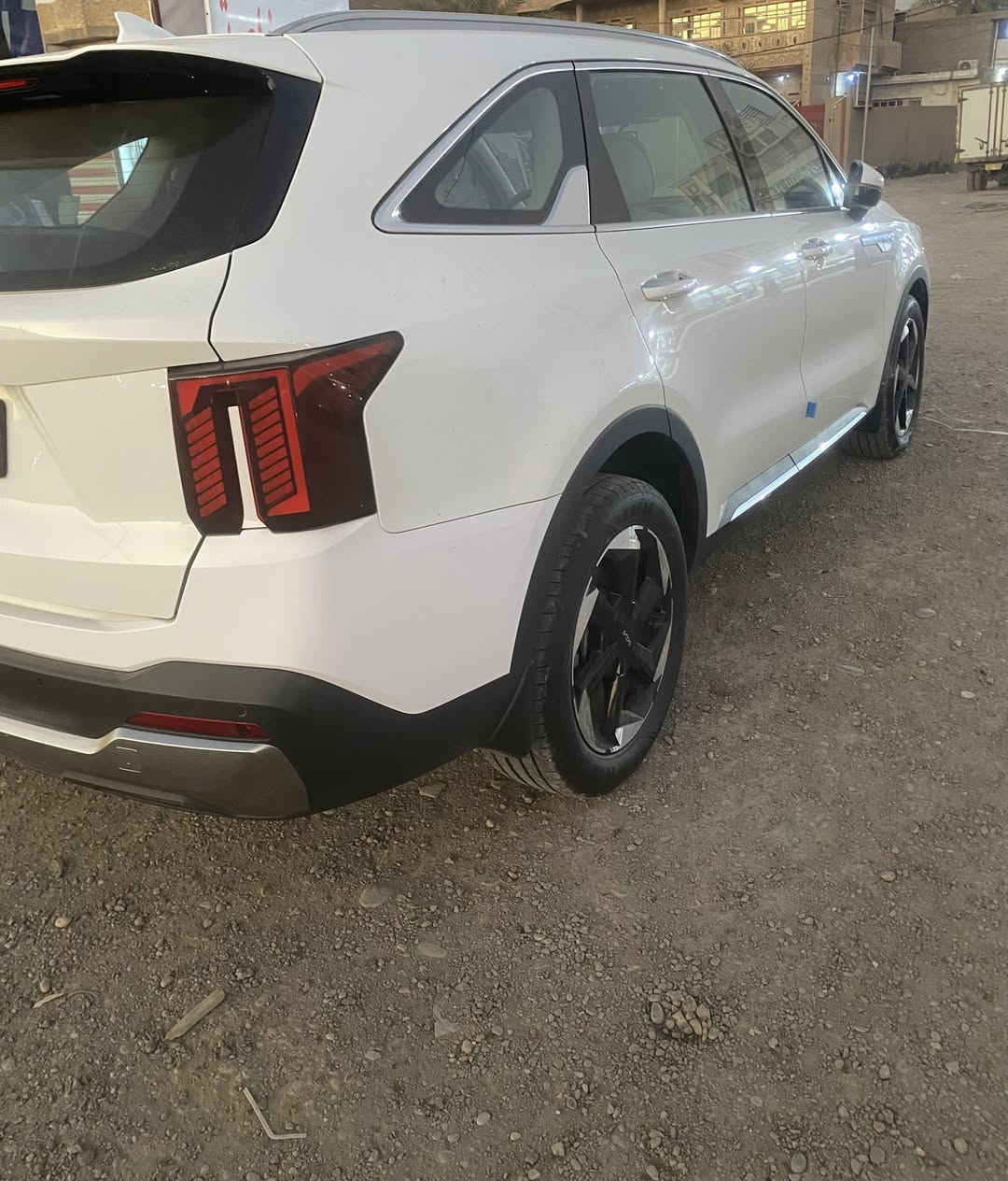 سورنتو 2025 كفالة عامة بغداد اخت الزيرو رقم مميز
السعر 33 الف 
اتصال ***********
