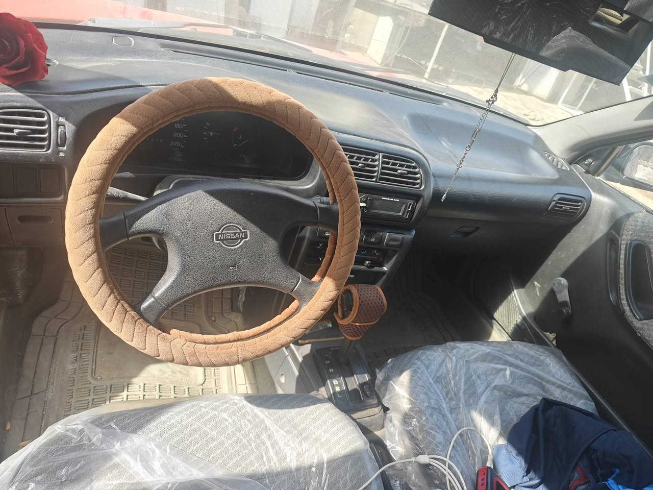 سلام عليكم من رخصة الادمن للبيع نيسان سني موديل94  كير محرك بشرط  السياره جديده ما معنى بسمي  بغداد السعر 35 ورقة  ***********
