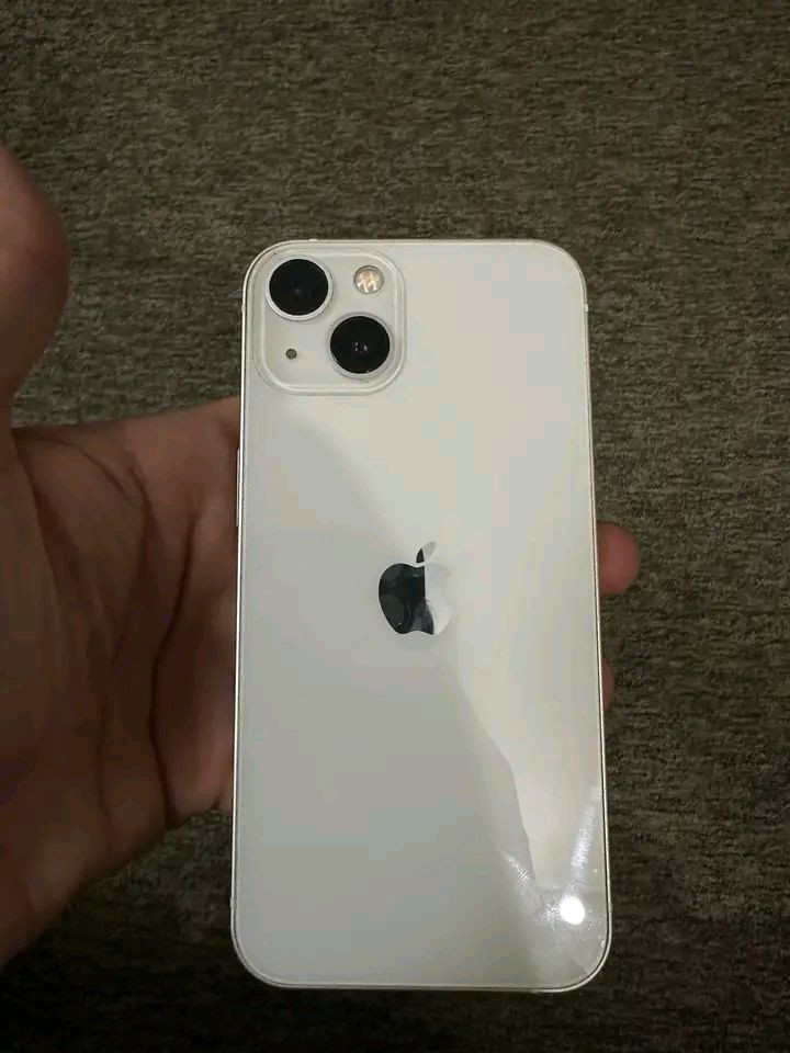 السلام عليكم
ايفون 13 عادي 
الذاكرة: 128GB
اللون: أزرق
حالة الجهاز: نظيف جداً
الكاميرا: ثلاثية بدقة عالية
الشاشة: Super Retina XDR
الجهاز شغال تمام وما فيه أي مشاكل
معه كرتونه وشاحن + باك ولزقه
السعر  220 
0775357156 تواصل واتس


**إذا كنت صاحب هذا الإعلان وتريد حذفه لأي سبب، رجاءا أرسل رسالة إلى الدعم الفني**