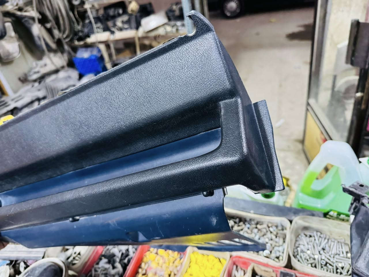 السلام عليكم ورحمة الله وبركاته قطع غيار مستعمل 
سيدان وارنب 
متوفر في محلات الحاج عماد سوق الشيوخ 
الي يحتاج اي حاجة يتواصل خاص ويعرف الاسعار والتفاصيل 

تقبل الله منا ومنكم صالح الاعمال


**إذا كنت صاحب هذا الإعلان وتريد حذفه لأي سبب، رجاءا أرسل رسالة إلى الدعم الفني**