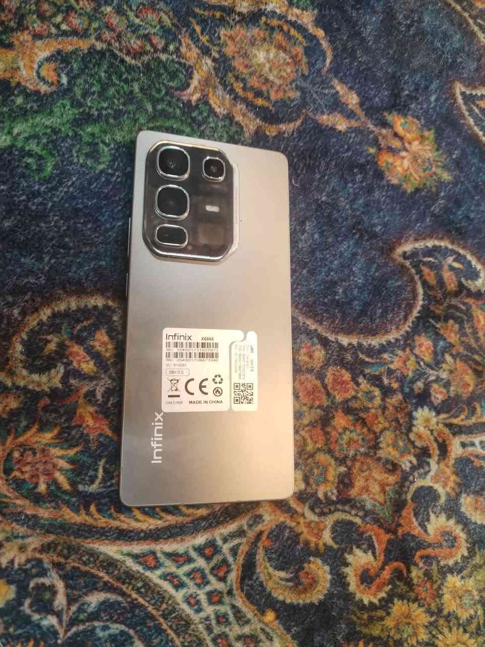 جهاز انفنكس نوت 50 برو 5جي
ذاكرة 256 رام 12+12
البطاريه 5200 يدعم شحن بقوة 100 w
 90 فريم 
جهاز غني عن التعريف  نضيف لوك 
السعر 270 وبي مجال قليل للطيبين


**إذا كنت صاحب هذا الإعلان وتريد حذفه لأي سبب، رجاءا أرسل رسالة إلى الدعم الفني**
