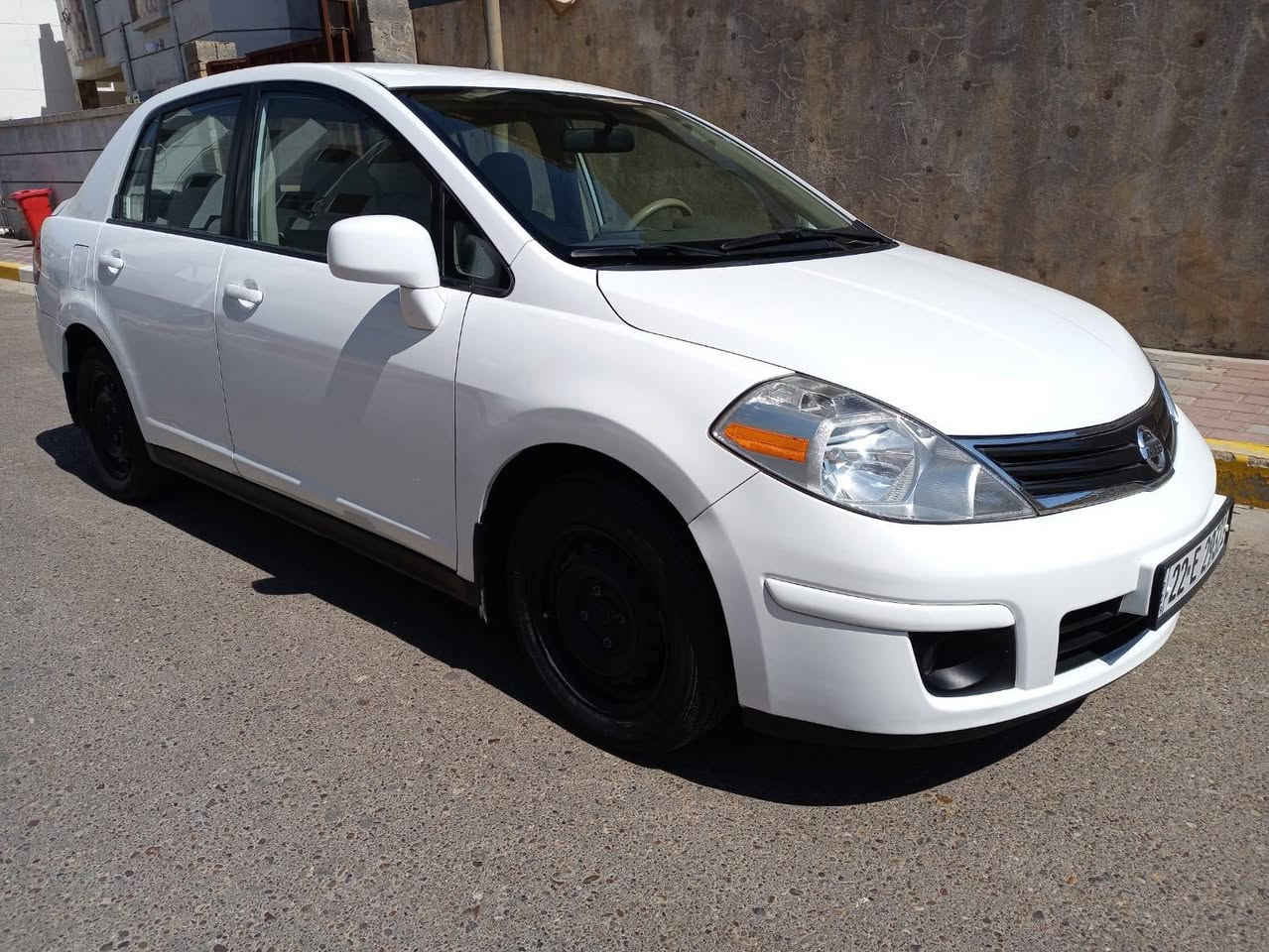 بسم الله وعلى بركه الله للبيع نيسان تيدا ياباني اصلي موديل 2011الشركه العامه للسيارات سياره على وضع الشركه جديده بمعنى الكلمه ماشيه 70الف حقيقي كتلوكات الشركه سويجات الشركه شاشه كبيره دبل جكمجه رقم اربيل باسمي كامره سياره نضافه 100/95 السعر ب120ورقه للاستفسار ب،***********
