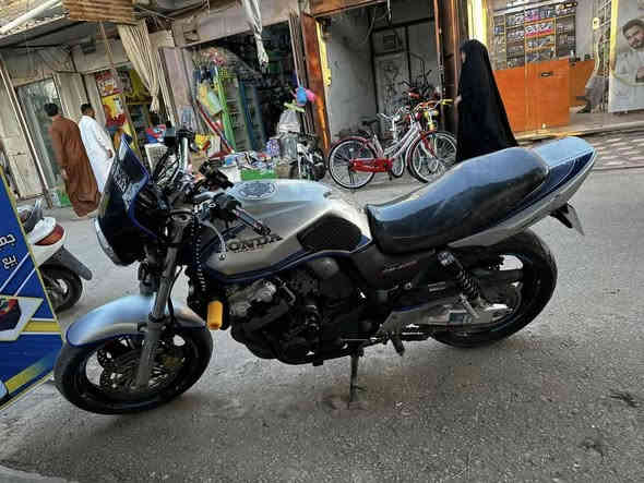 دراجه سي بي فور هوندا 2004 دراجه نضيفه كلش مكفوله كفاله عامه أوراق اصولي
العنوان الديوانية قضاء الحمزه الشرقي ***********
